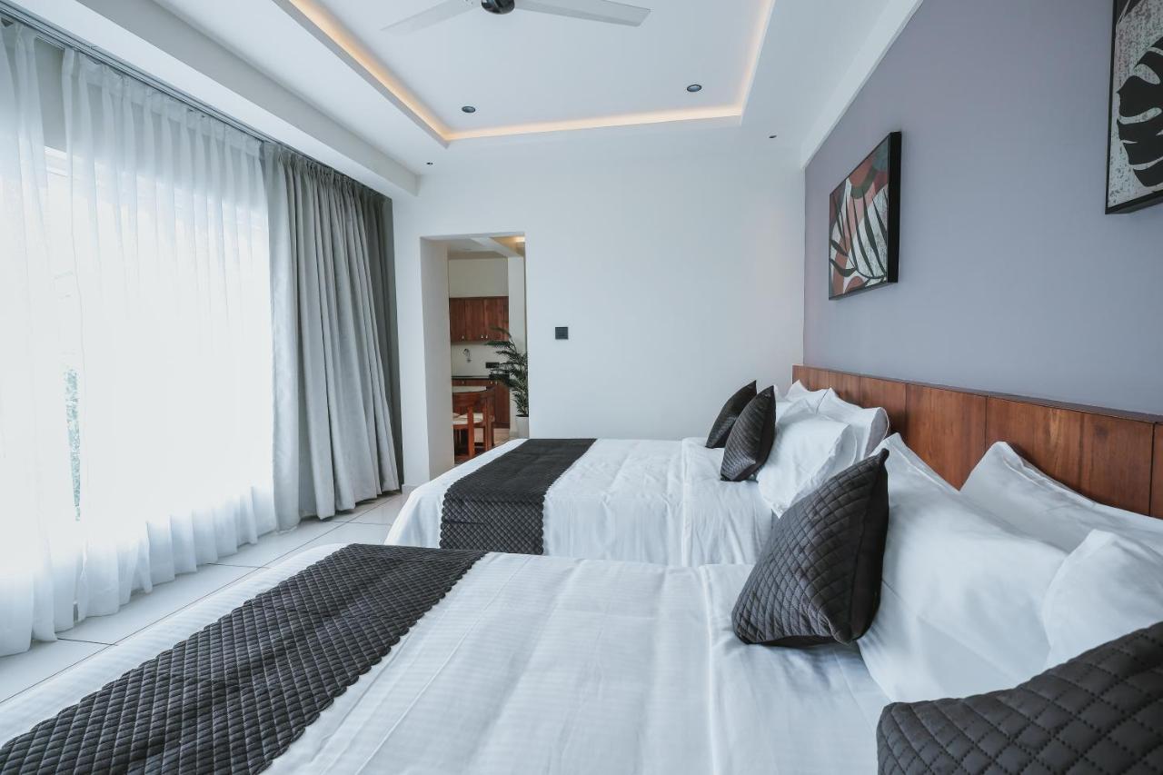 Fortview Suites Kāsaragod Exteriör bild